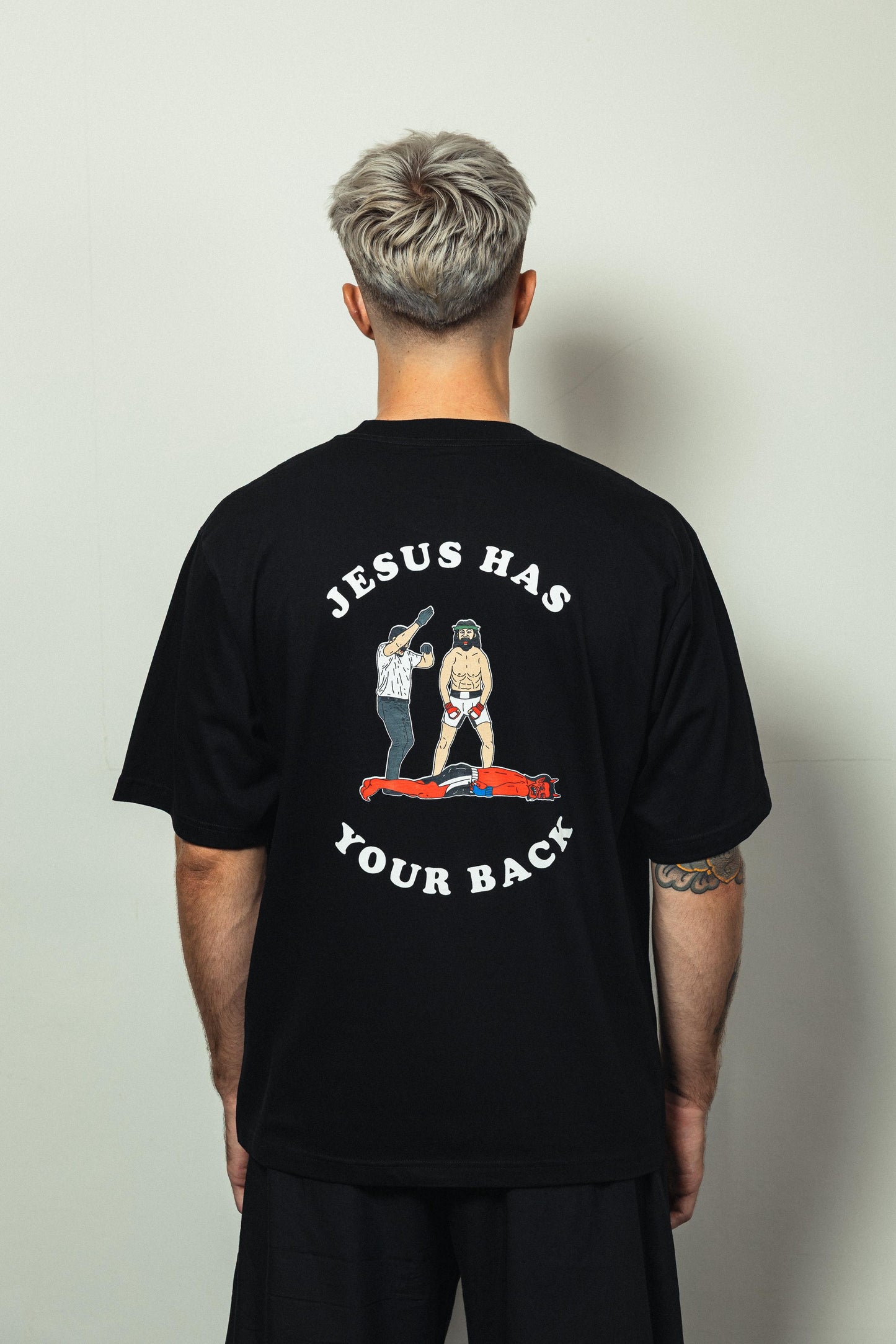 PRE-ORDER — JHYB × Max Holloway